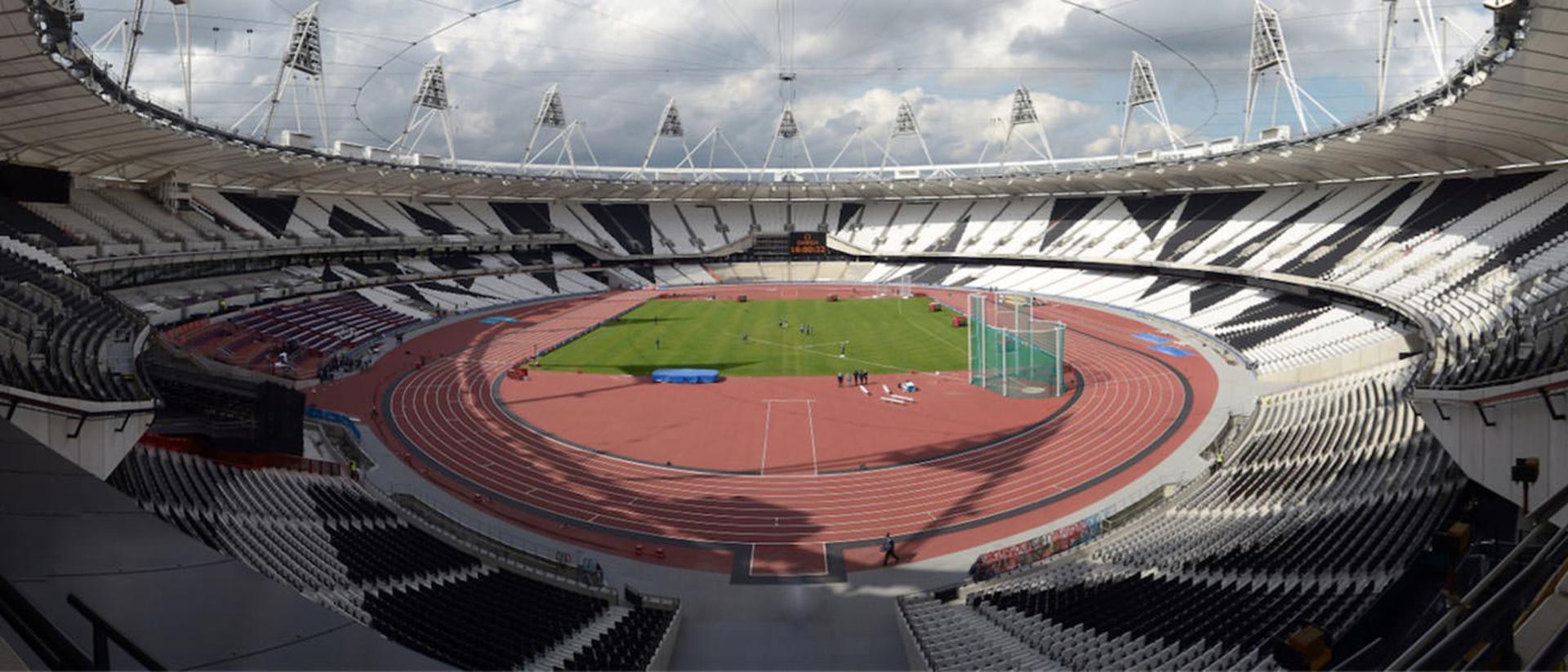 2015-08-olympic-stadium12