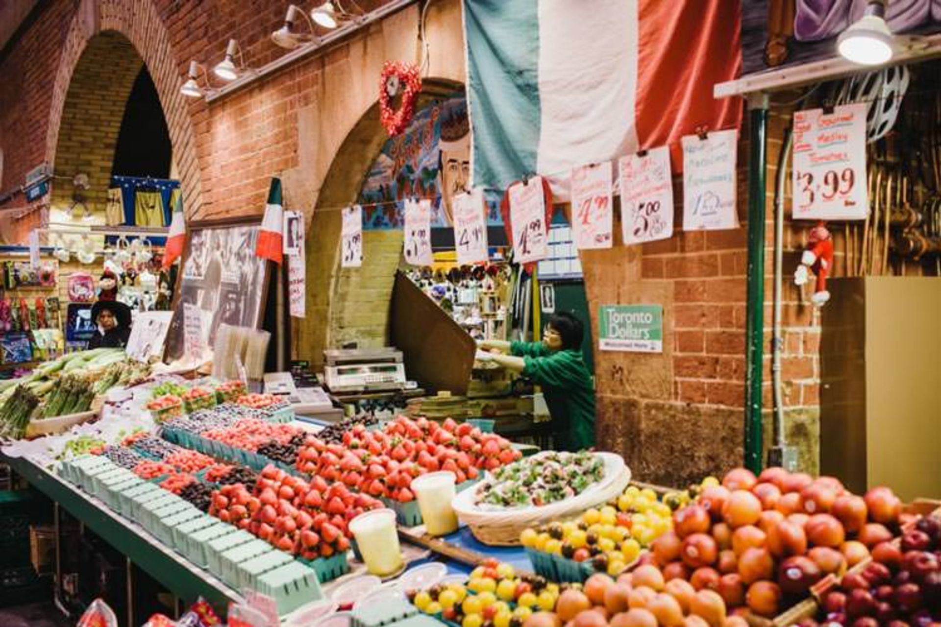 2015-08-st-lawrence-fruit-market4