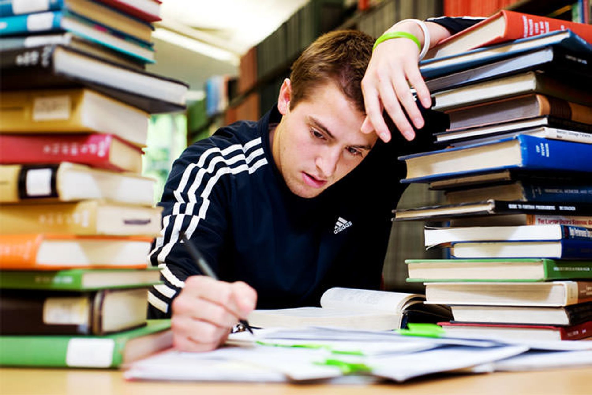 2015-08-stressed-student.jpg121212