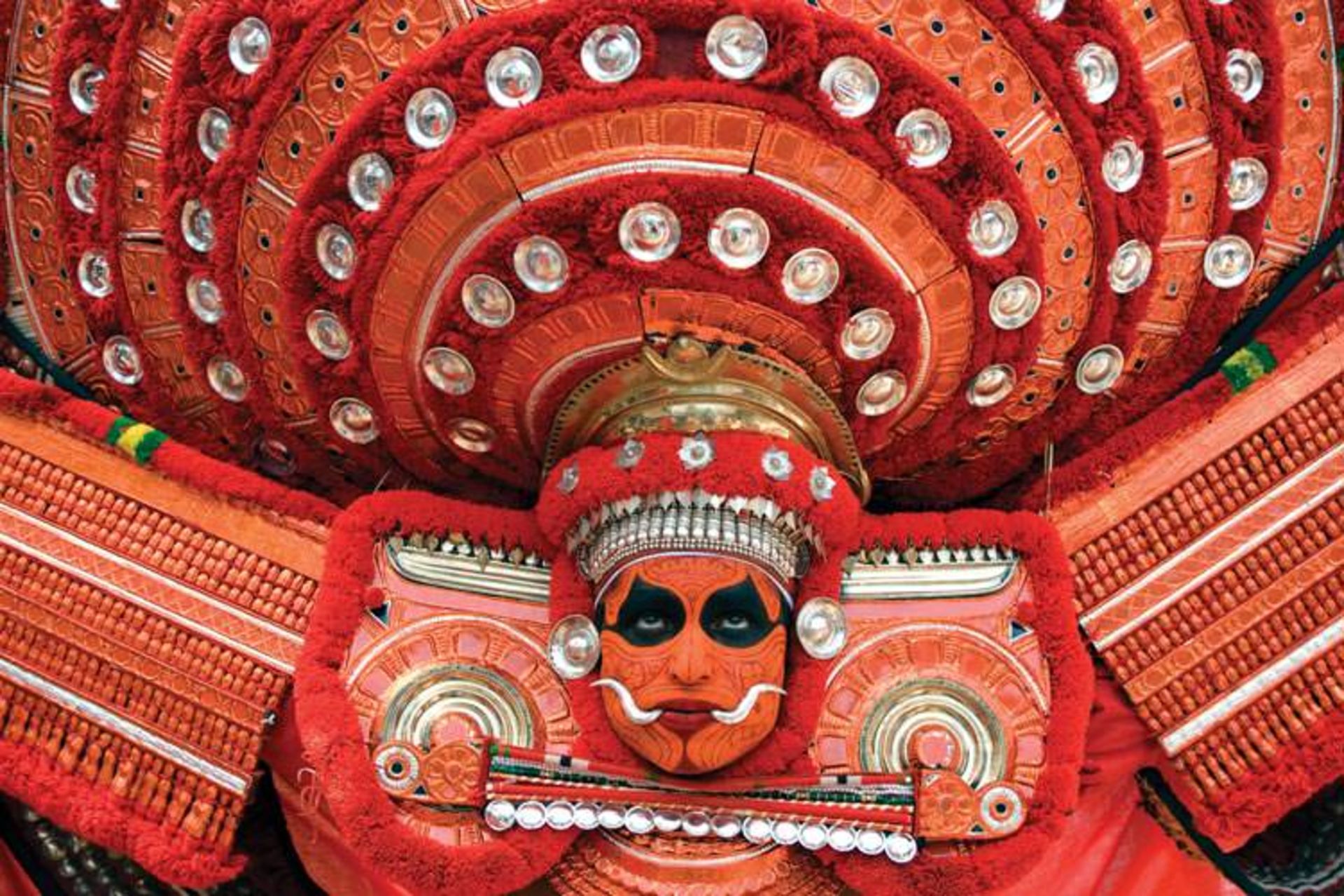 2015-08-theyyam_ritual_art_92