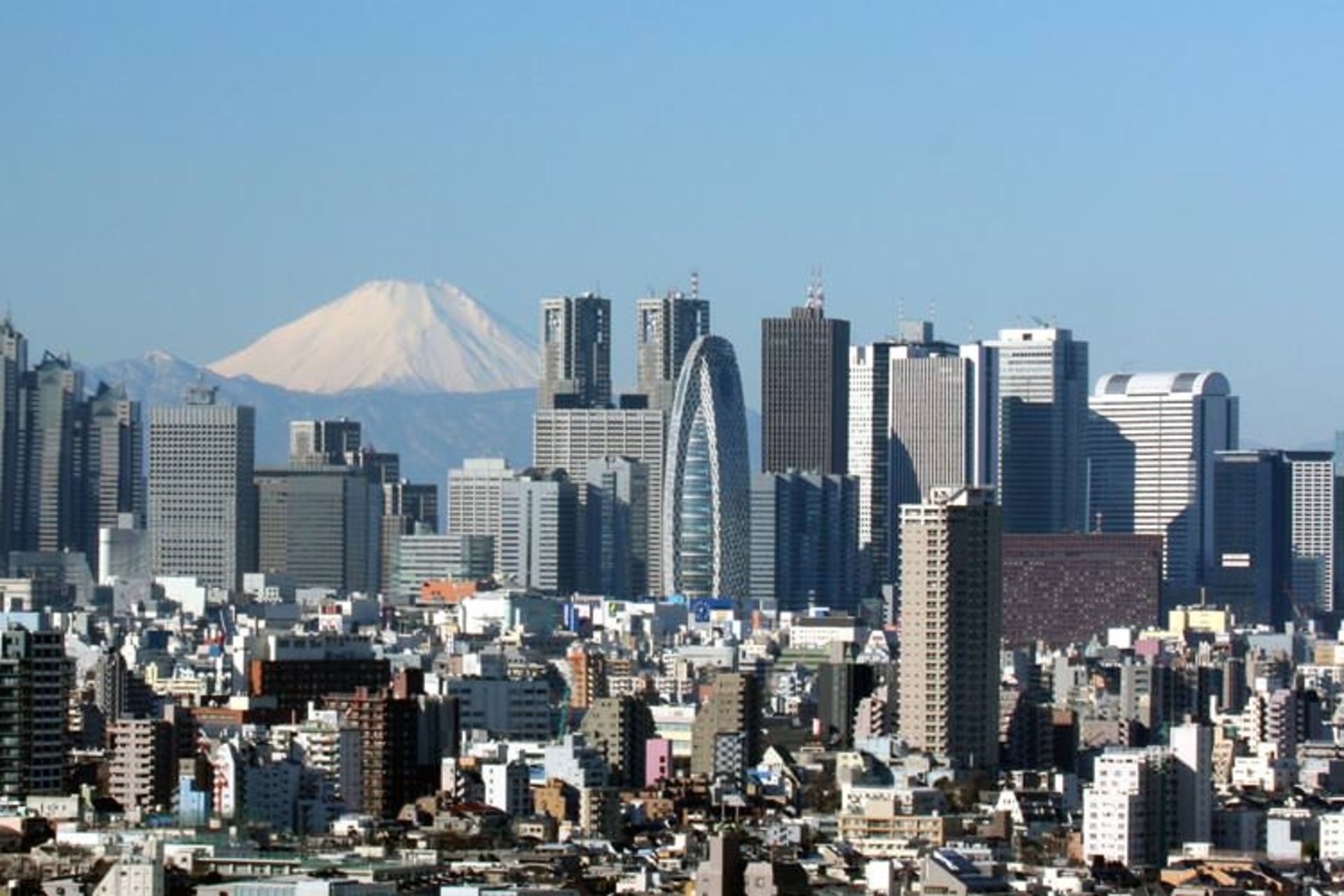 2015-08-tokyo_shinjuku_2009_january