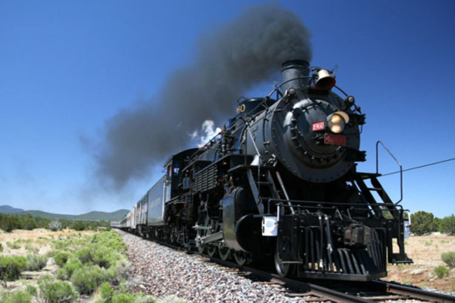 2015-08-train.jpg12