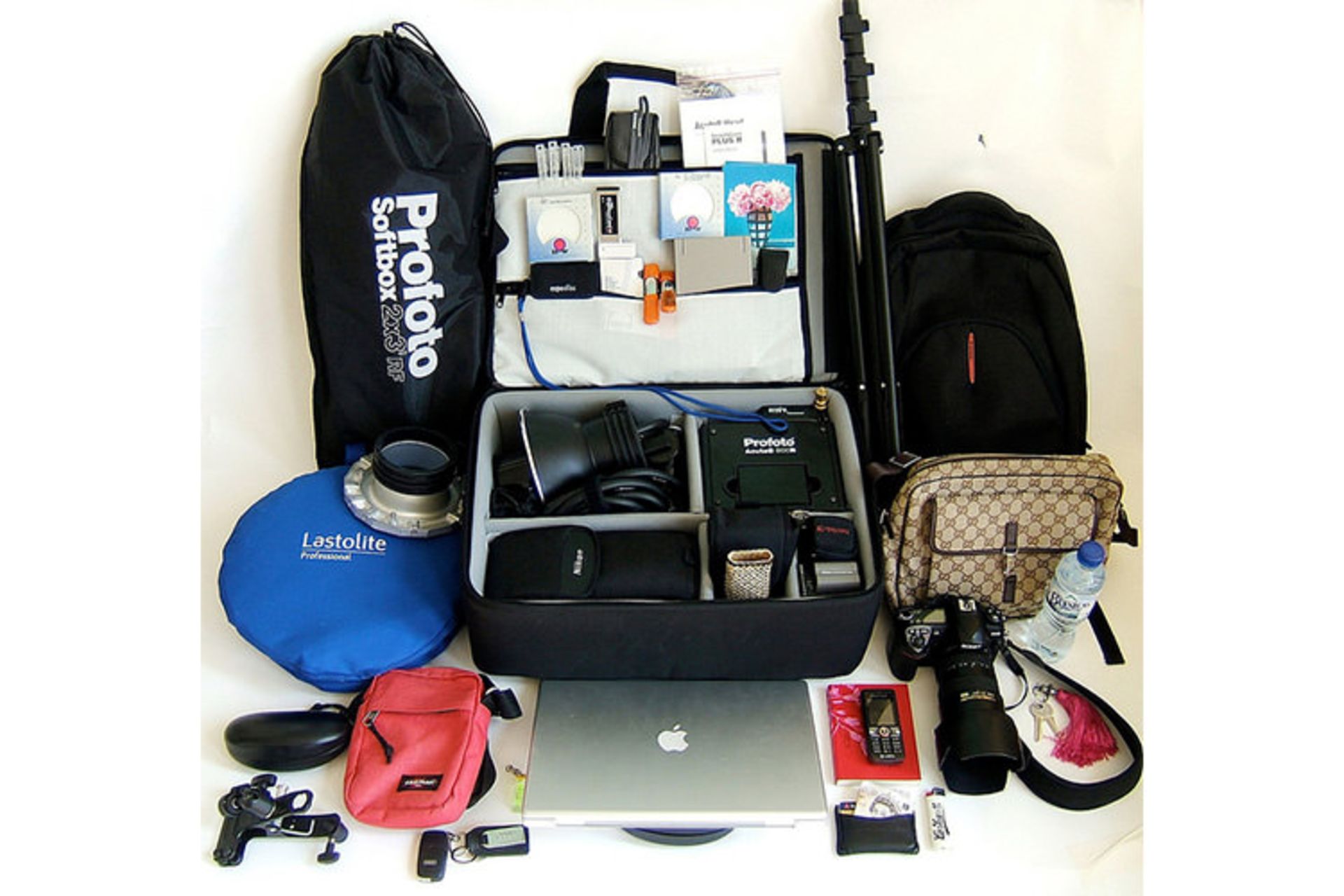 2015-08-travel-equipment.jpg21