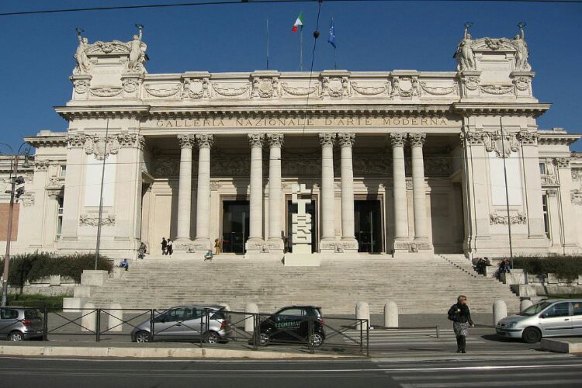 2015-08-wpid-galleria_nationale_darte_moderna_front_resize_20150820_001434.jpg
