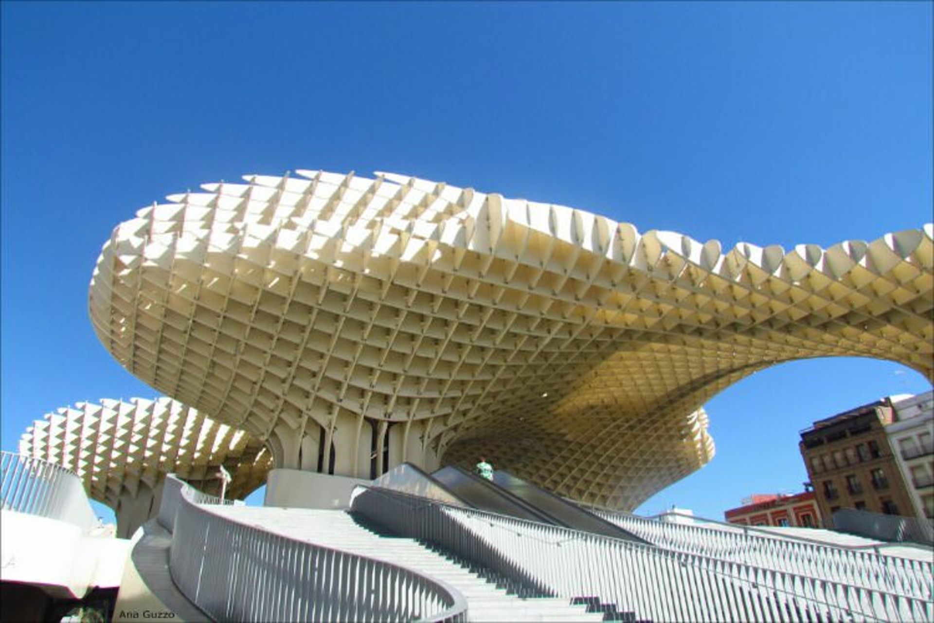 2015-08-wpid-metropol_parasol_resize_20150817_003120