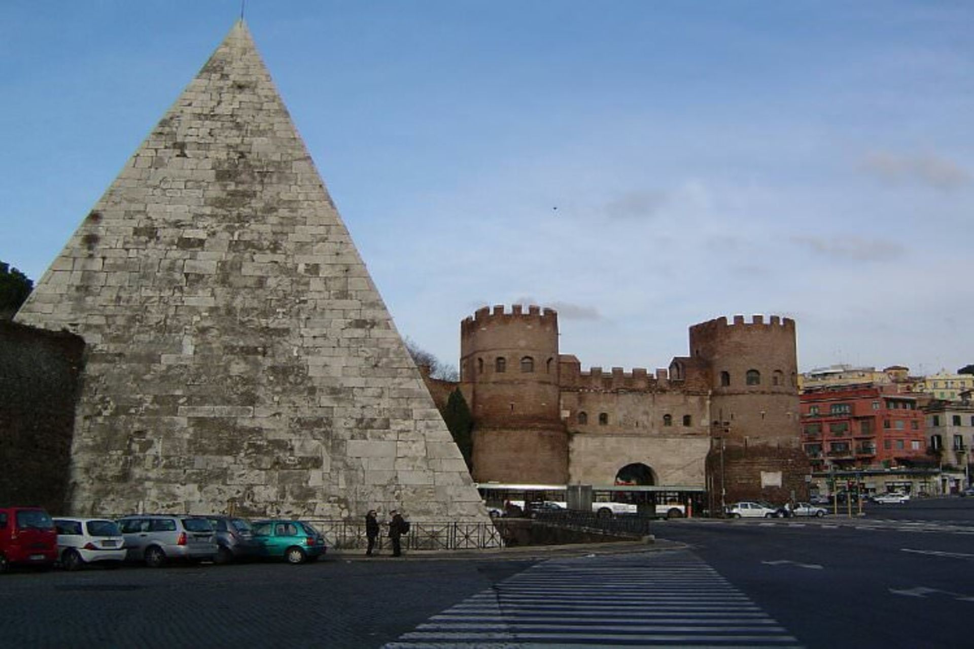 2015-08-wpid-porta_san_paolo_-_pyramid_cestius_resize_20150820_000741