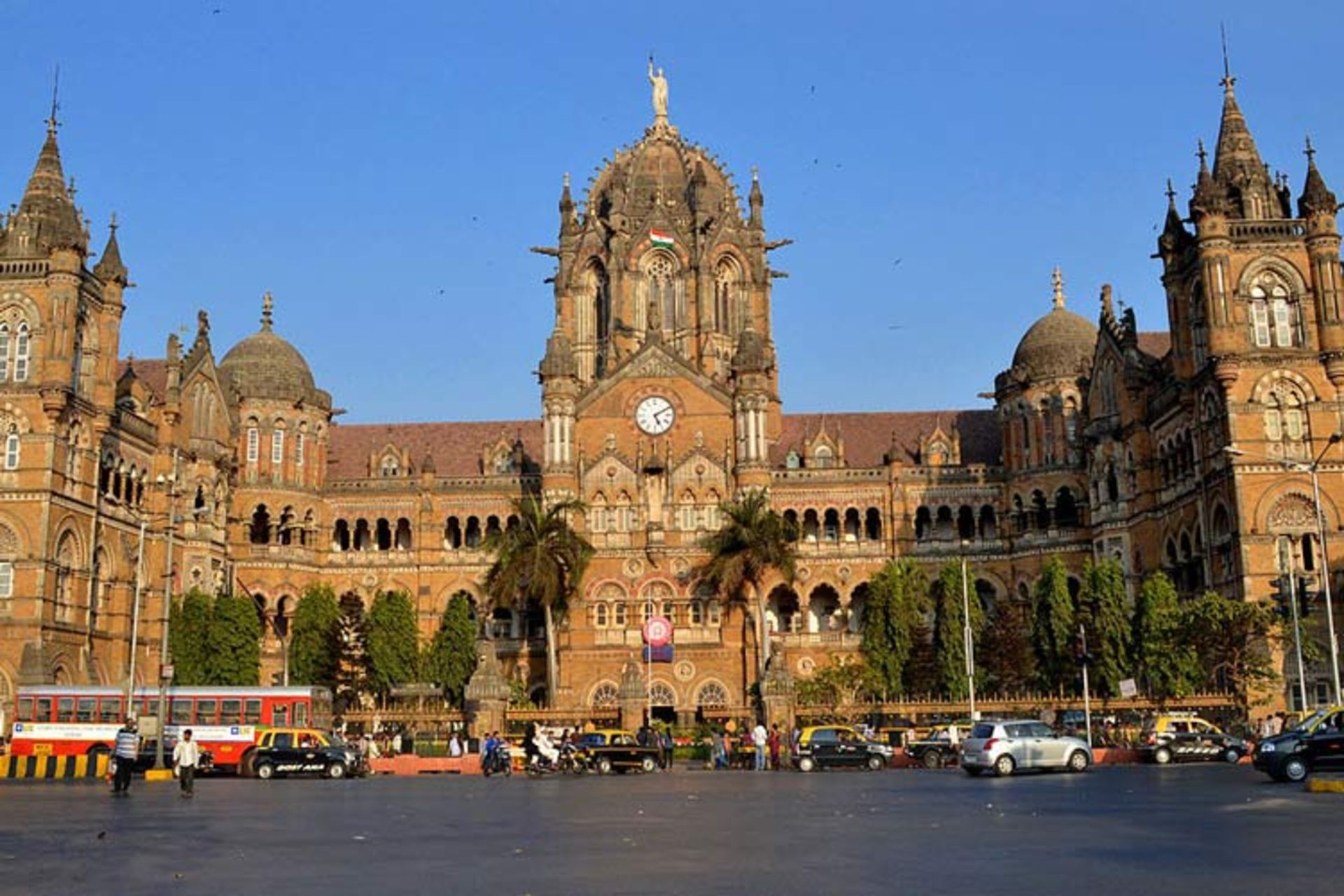 2015-09-1280px-the_chhatrapati_shivaji_terminus_cst