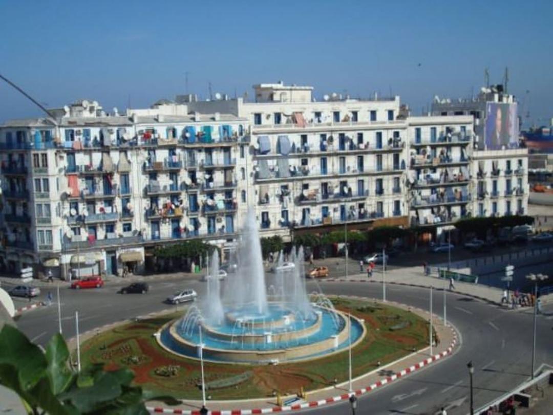 2015-09-algiers_remarkable-city_15106
