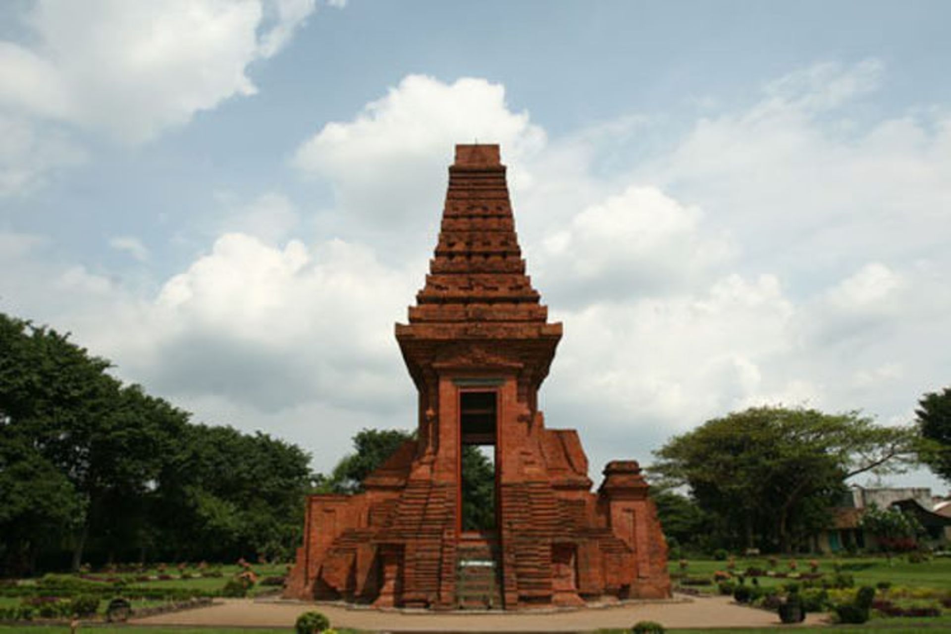 2015-09-ancient-majapahit