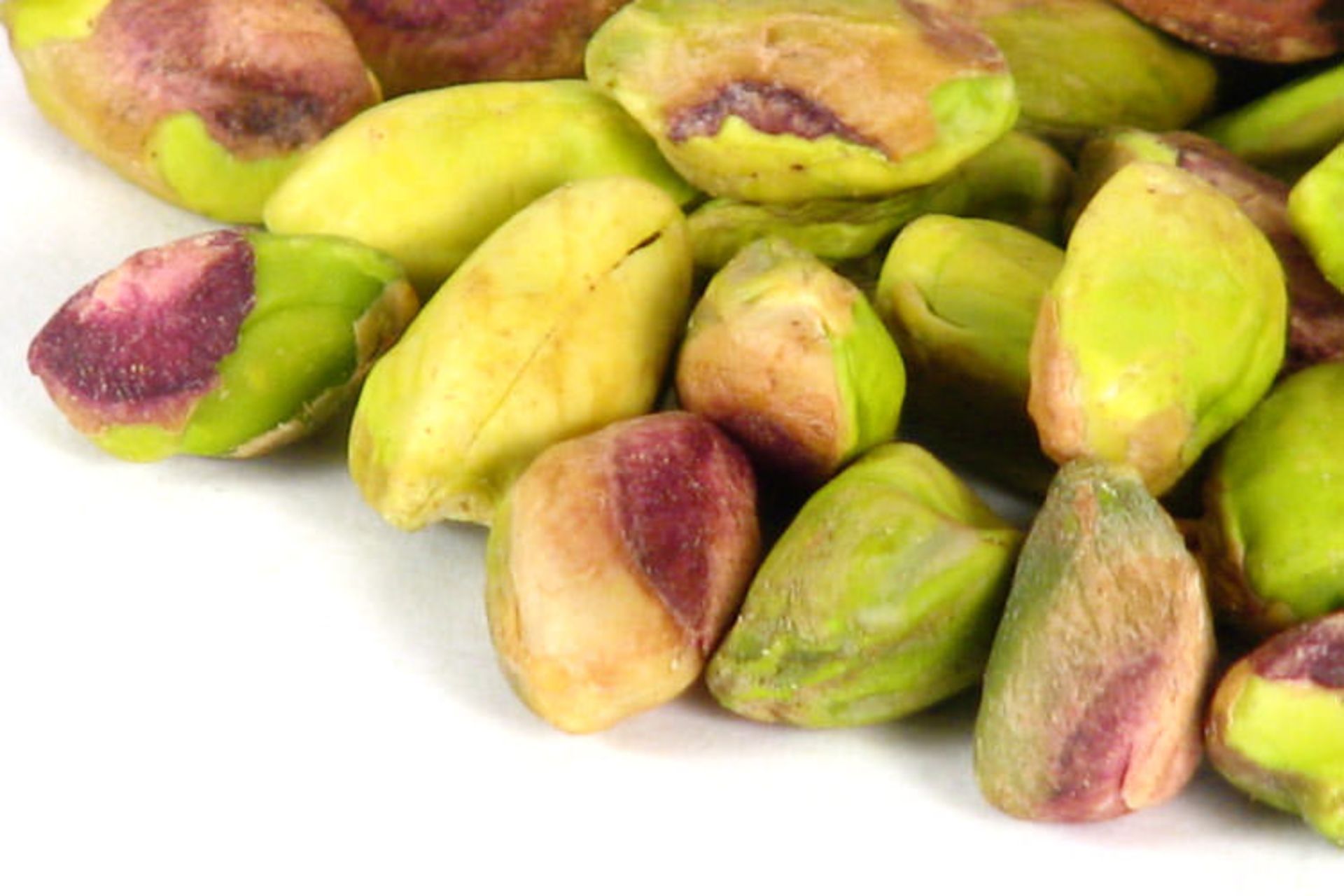 2015-09-closeup-pistachios