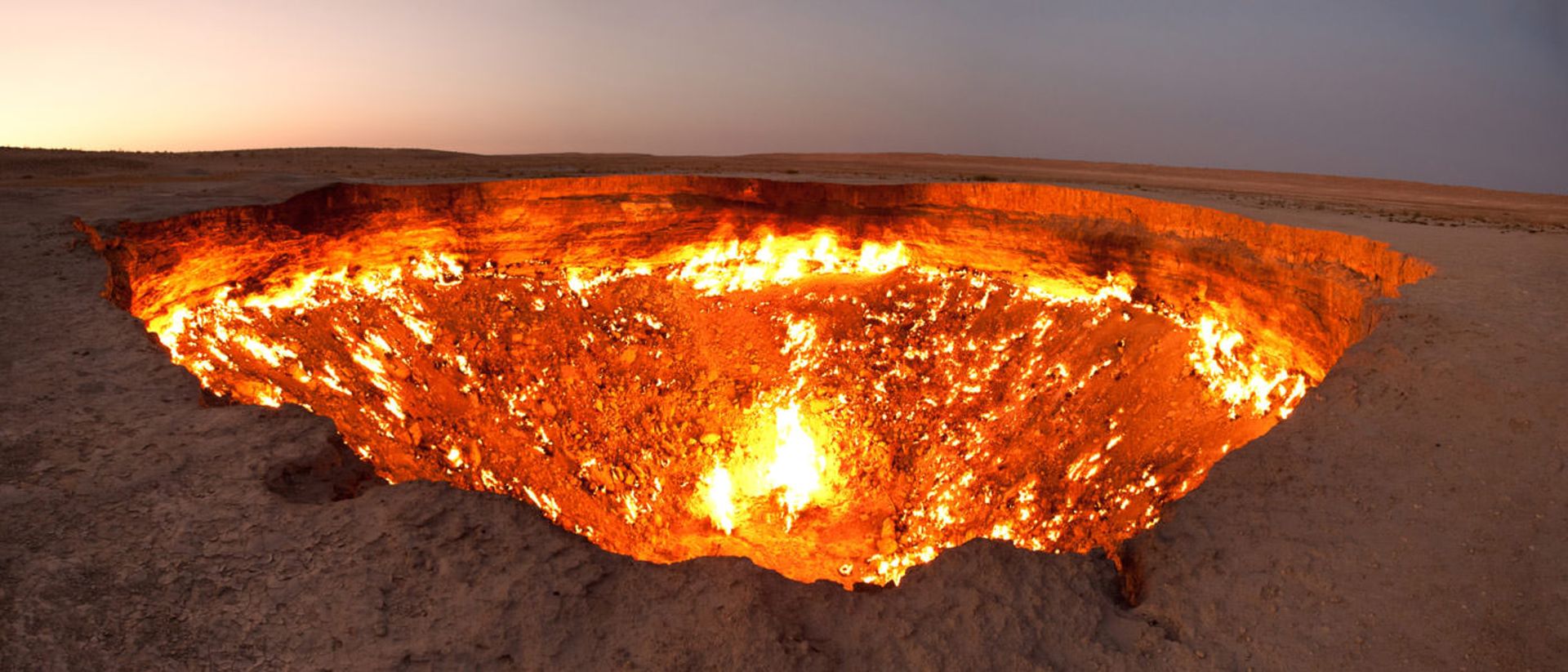 2015-09-darvasa_gas_crater_panorama_crop