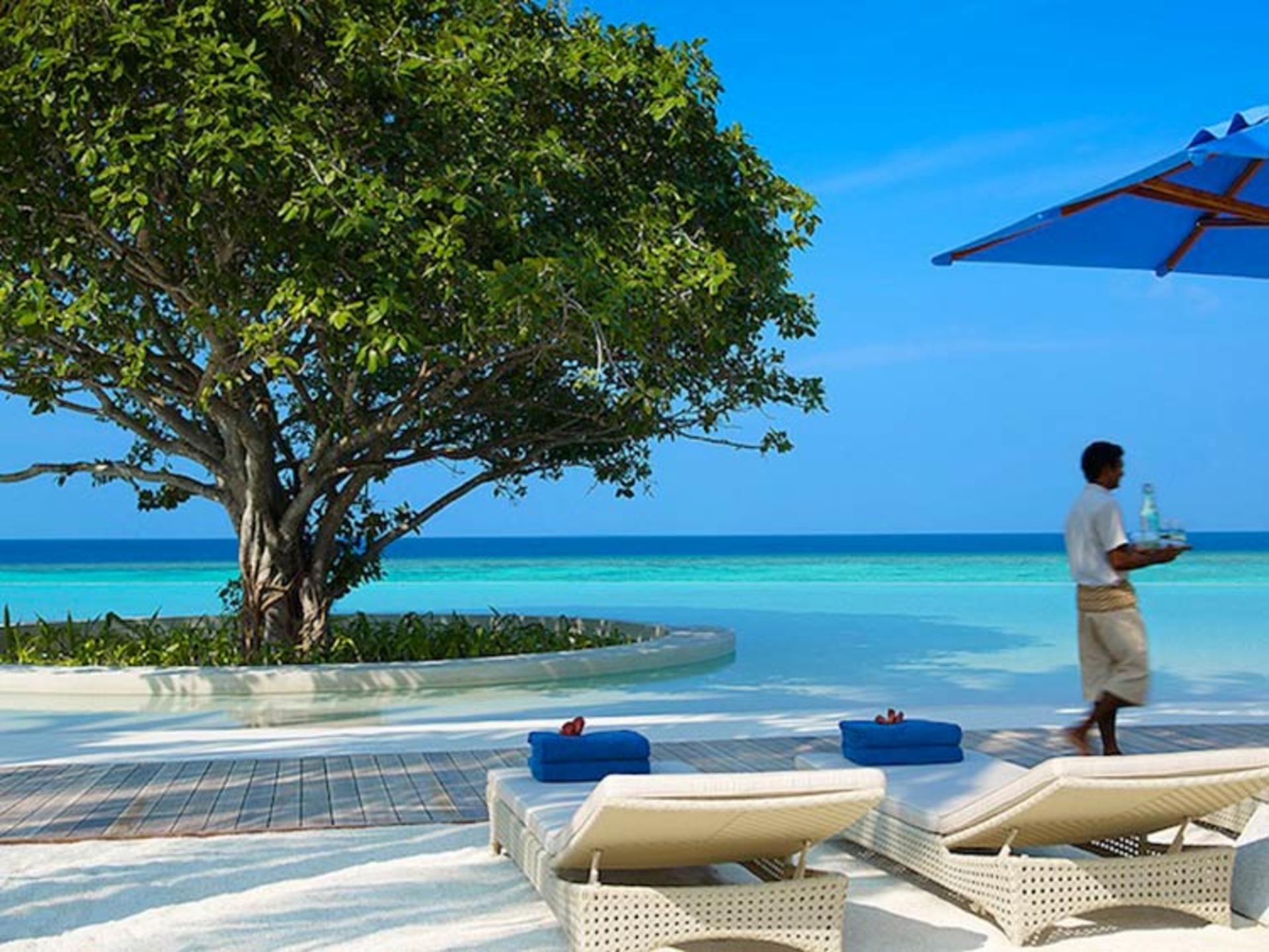 2015-09-dusit_thani_maldives-2