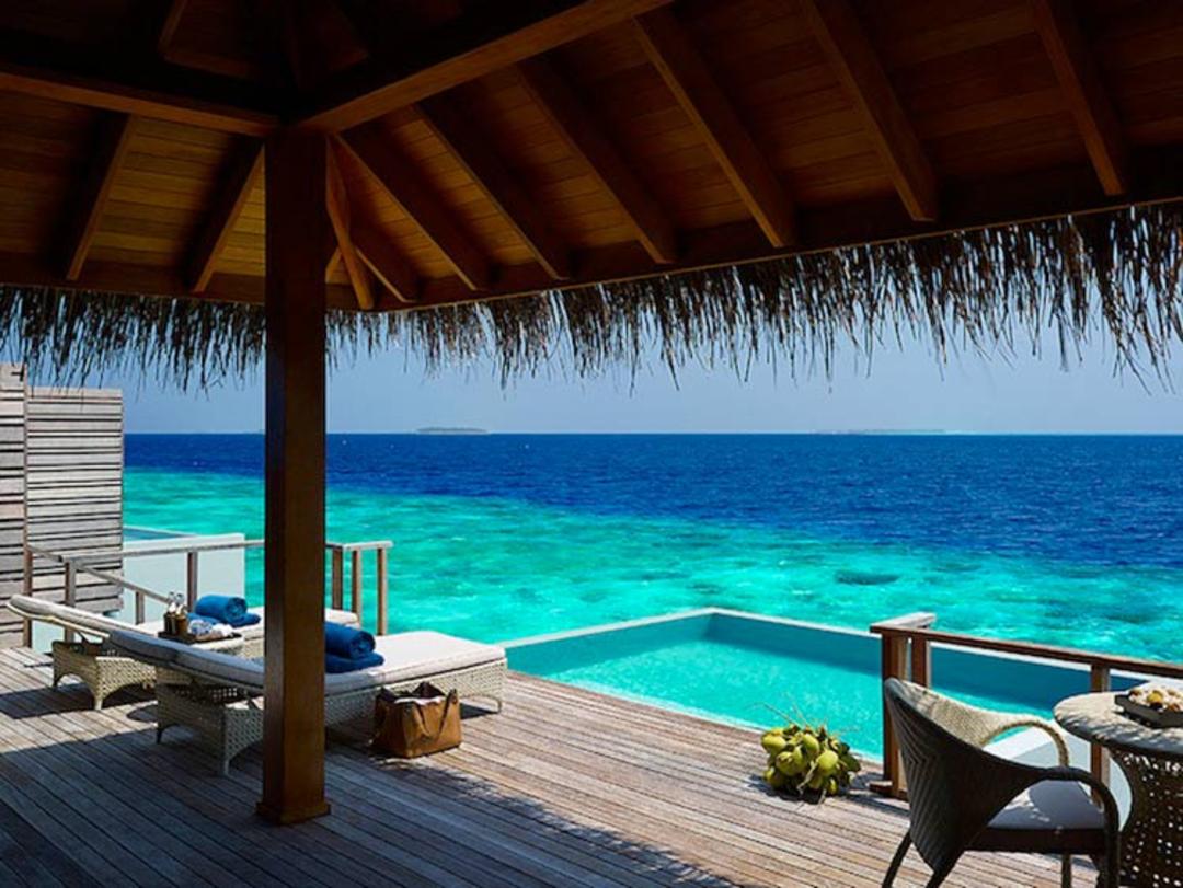 2015-09-dusit_thani_maldives-22