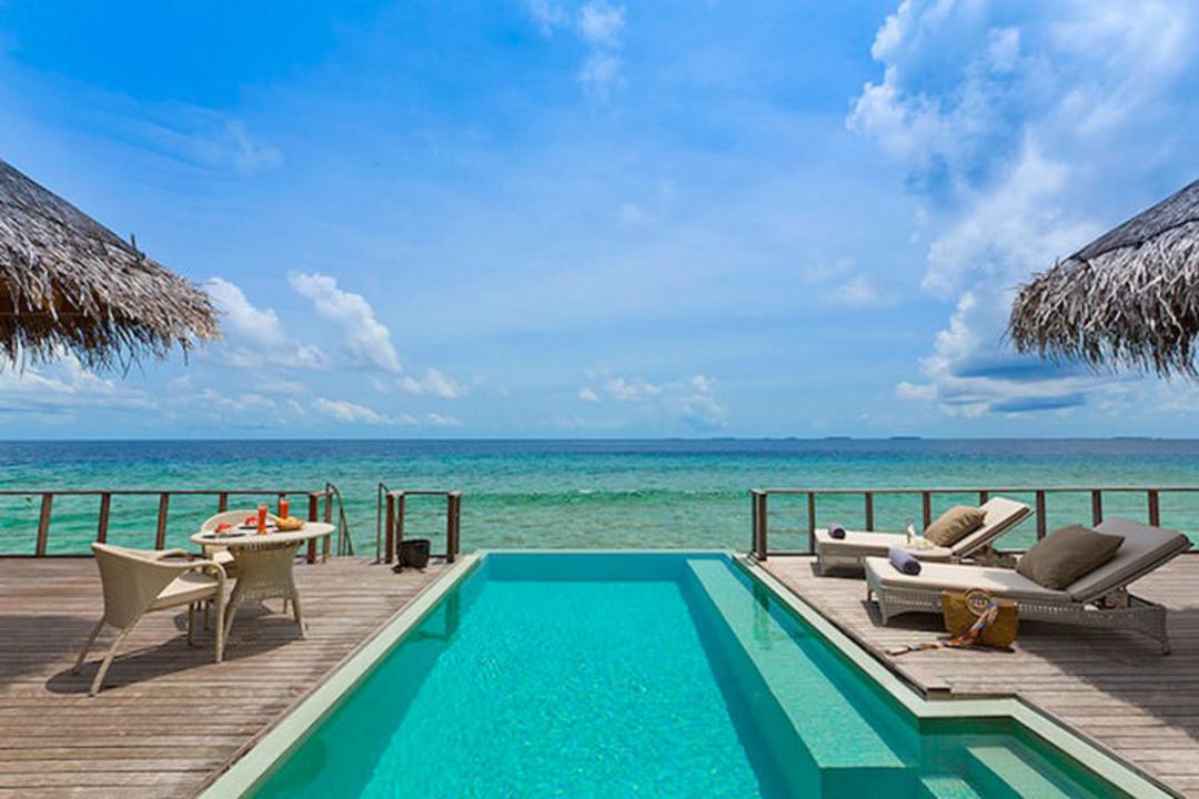 2015-09-dusit_thani_maldives-23