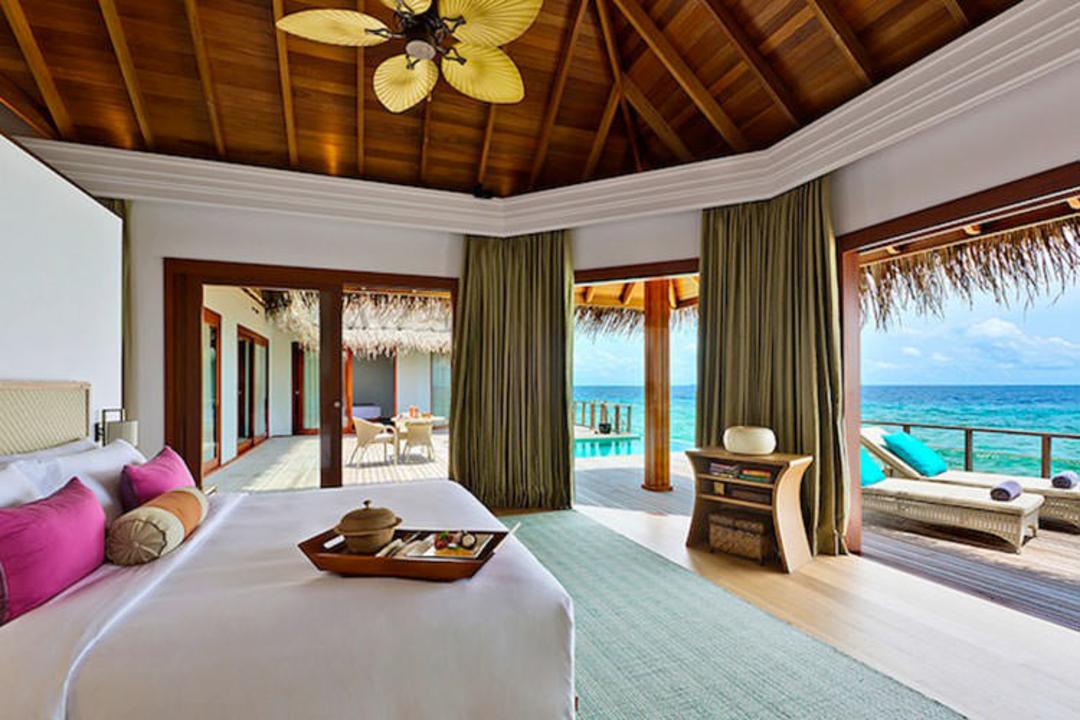 2015-09-dusit_thani_maldives-24