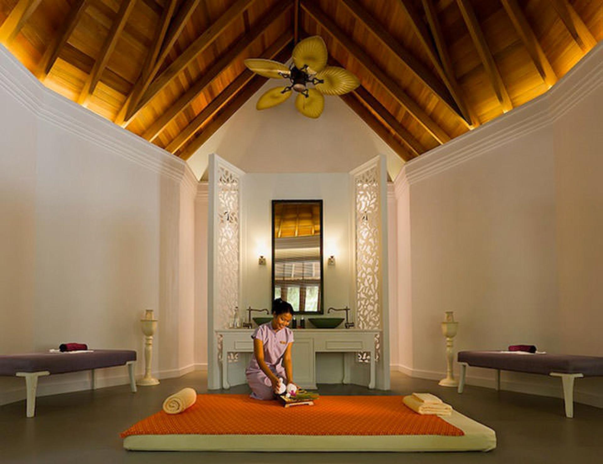 2015-09-dusit_thani_maldives-8
