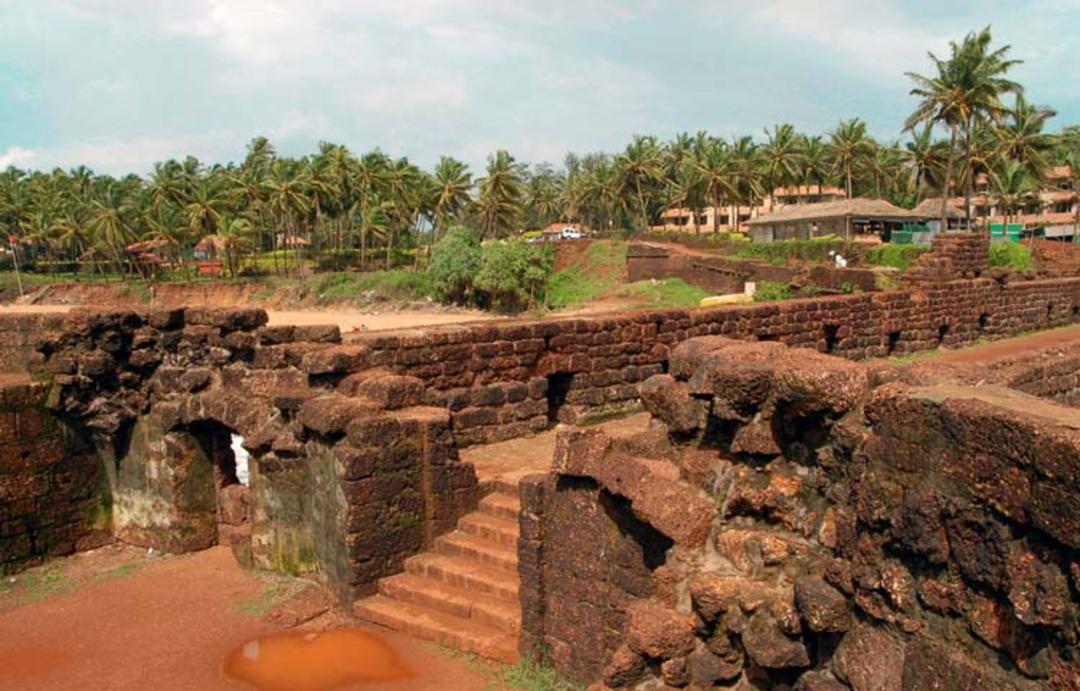 2015-09-fort-aguada-5