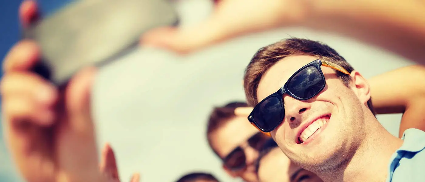 2015-09-group-selfie
