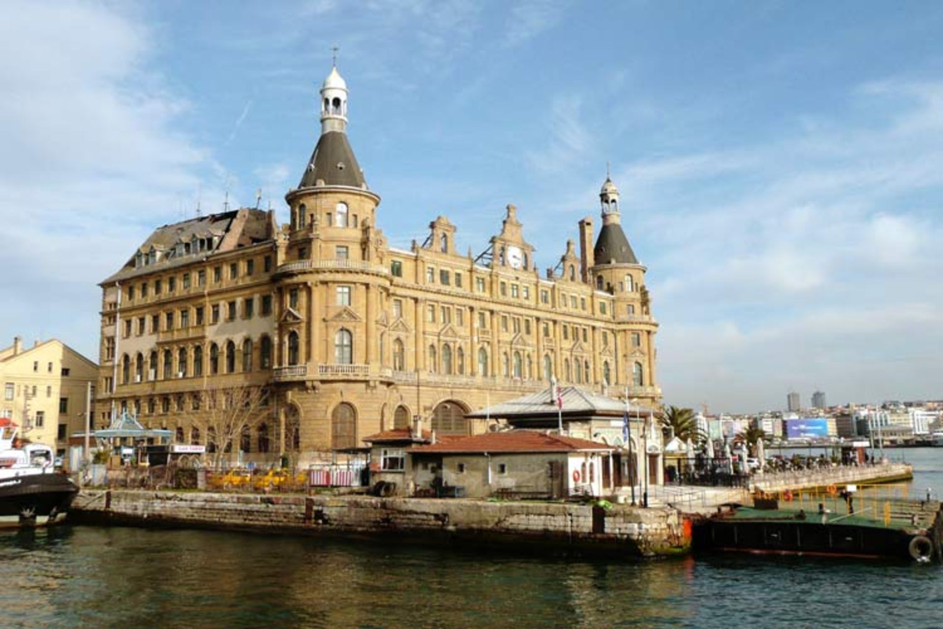 2015-09-haydarpasa_1470090_nevit