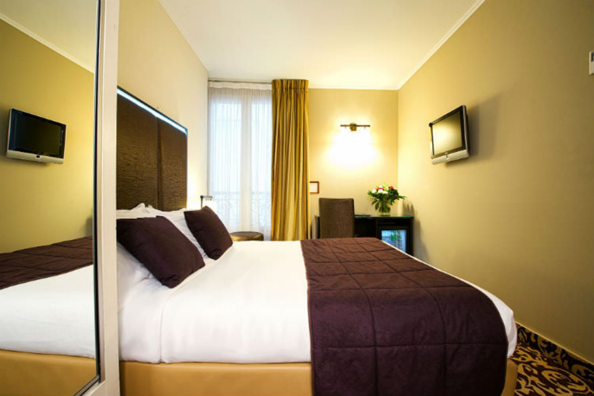 2015-09-hotel-agora-paris-chambre-standard2