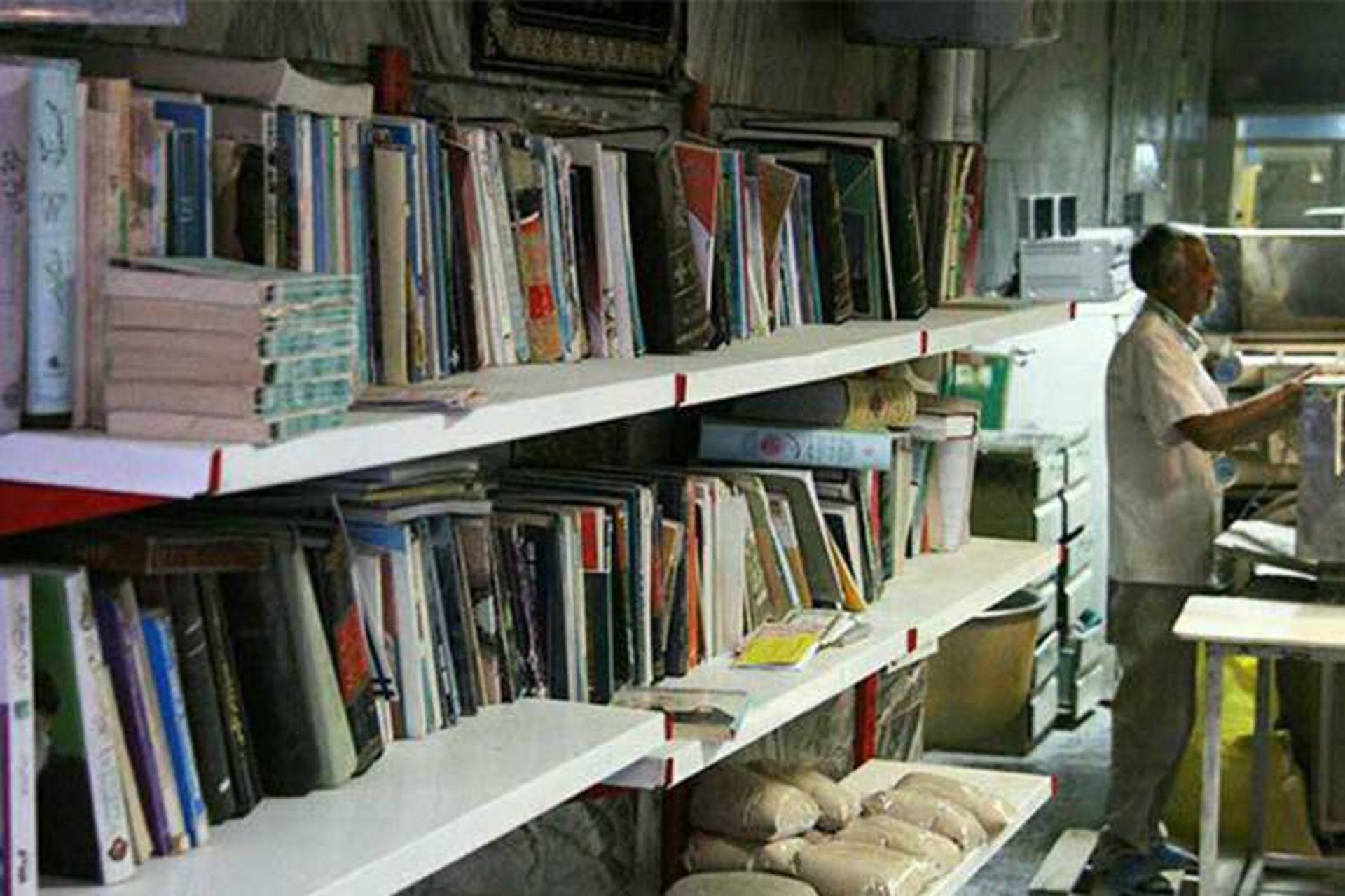 2015-09-library1.jpg12