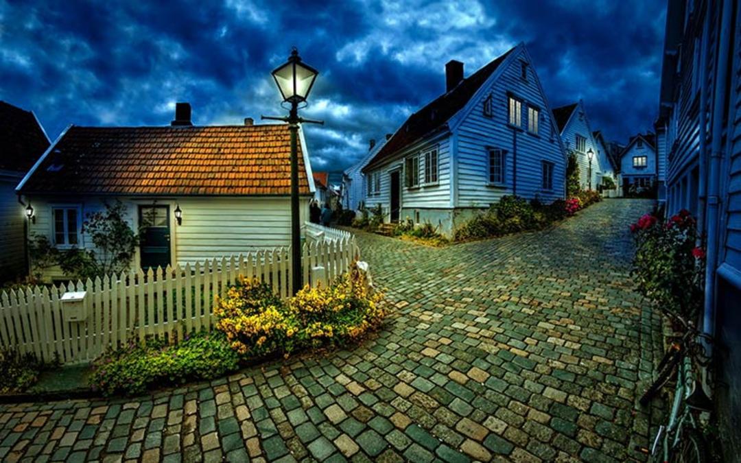 2015-09-little-village