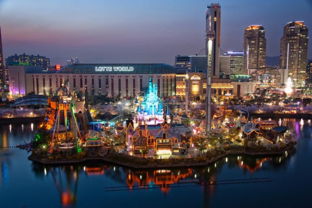 2015-09-lotte-world-3
