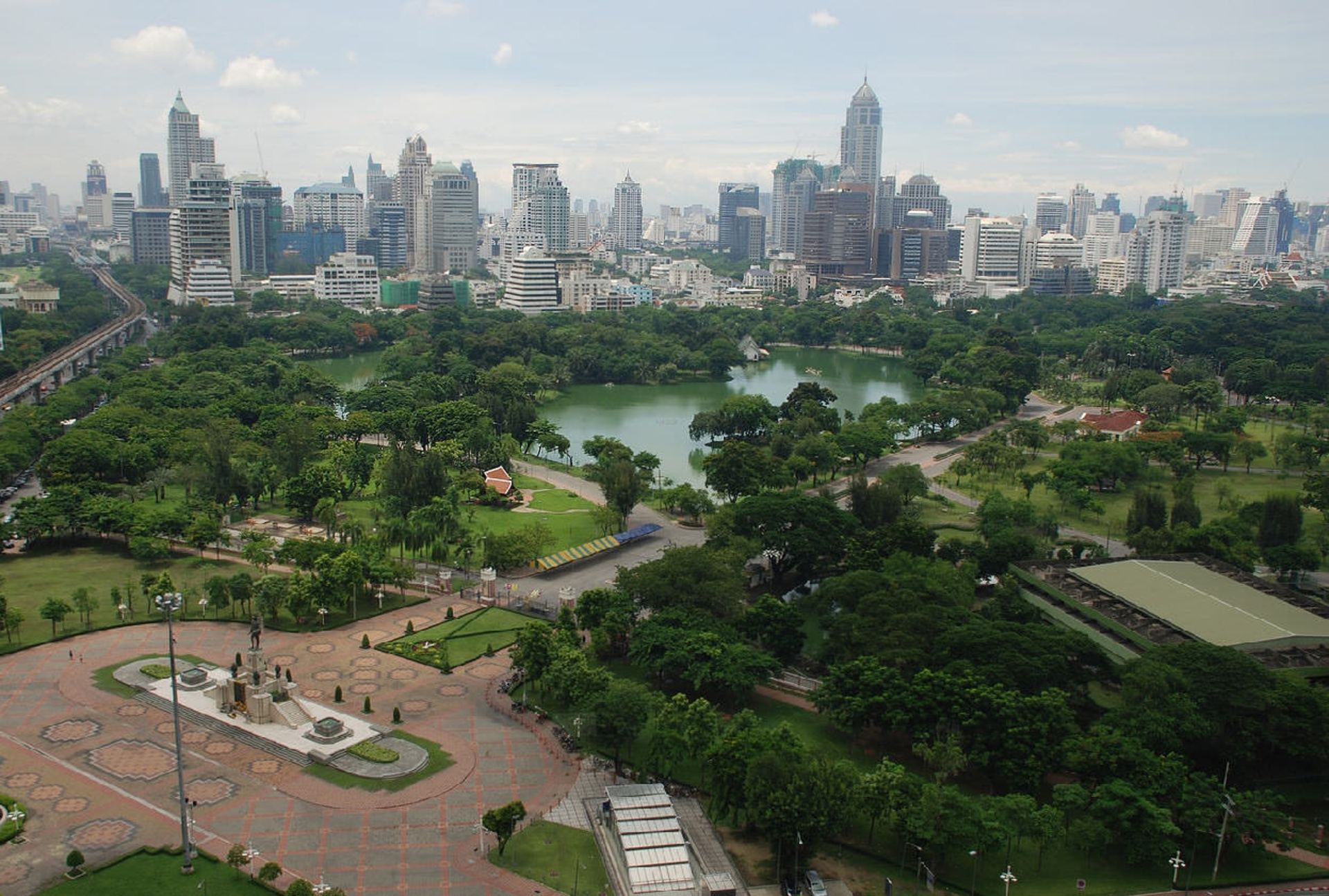2015-09-lumpini-park