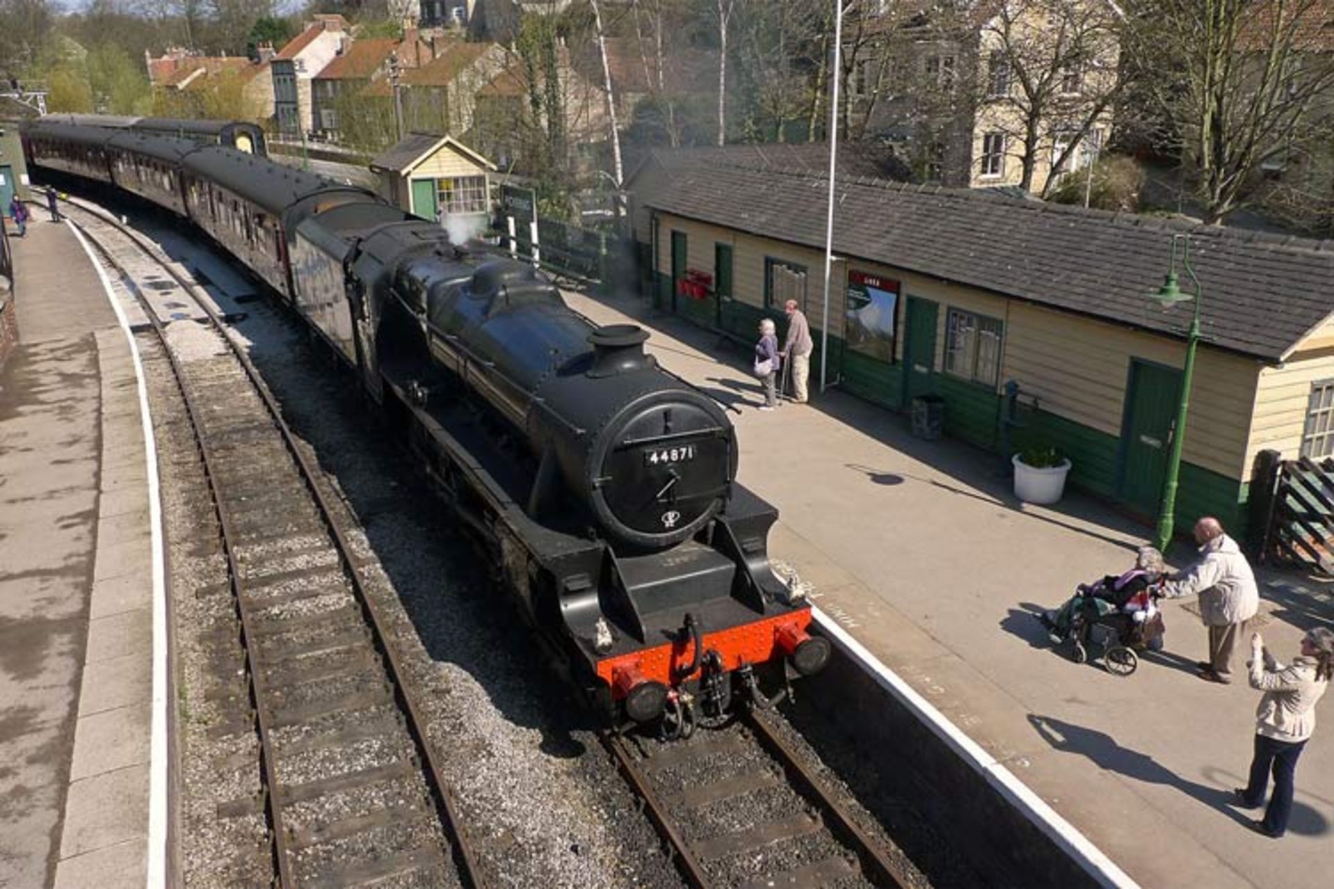 2015-09-nymr_pickering