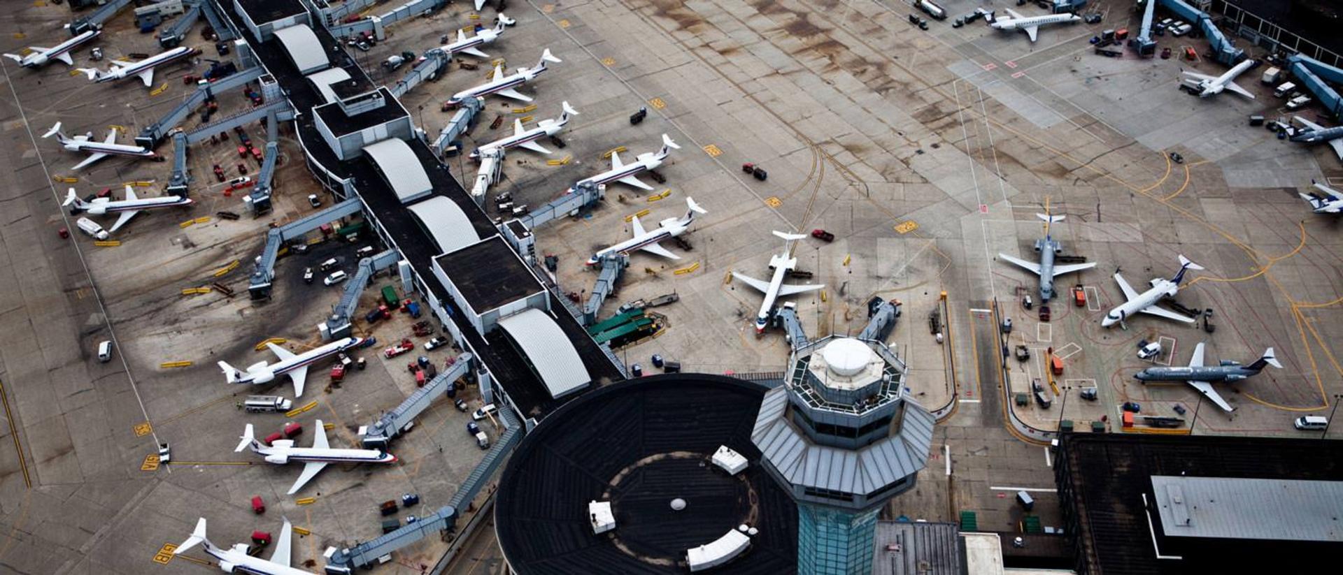 2015-09-ohareairport-tribune