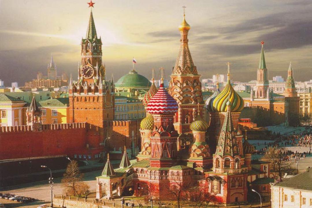 2015-09-red-square-moscow4