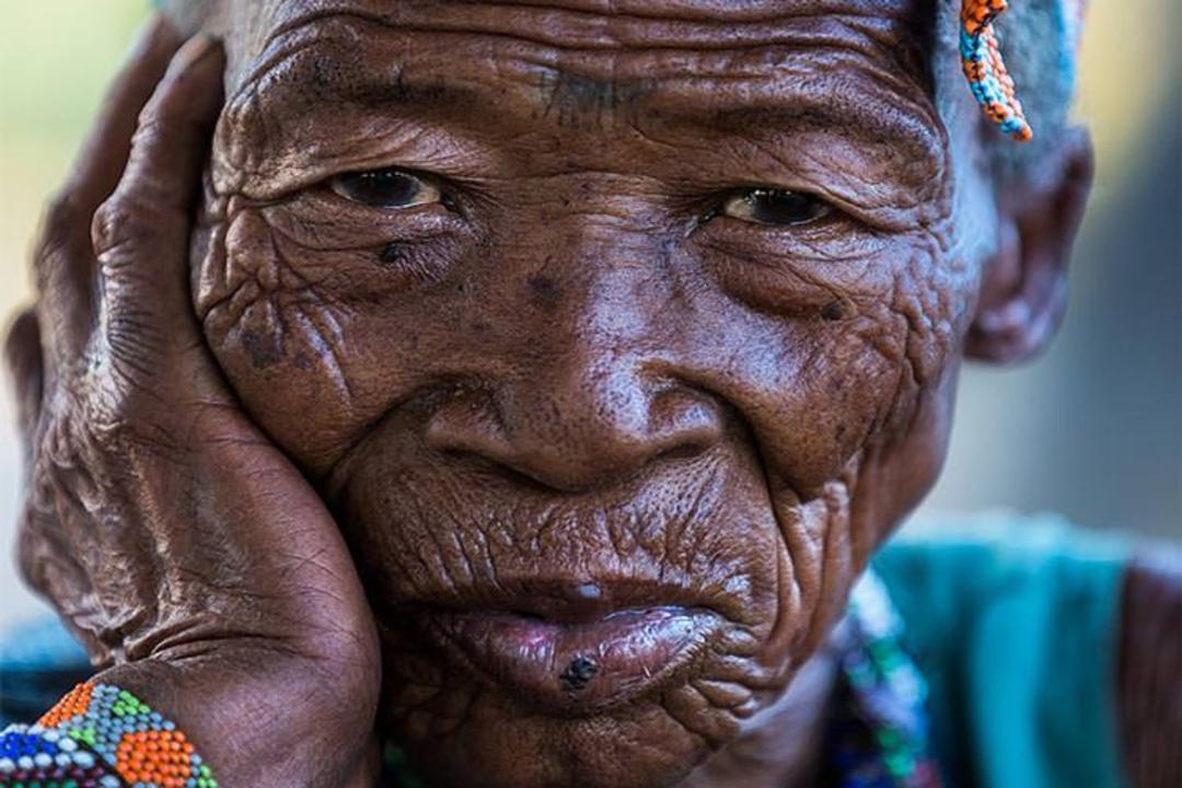 2015-09-saan-peoplethe-oldest-tribe-in-africa-
