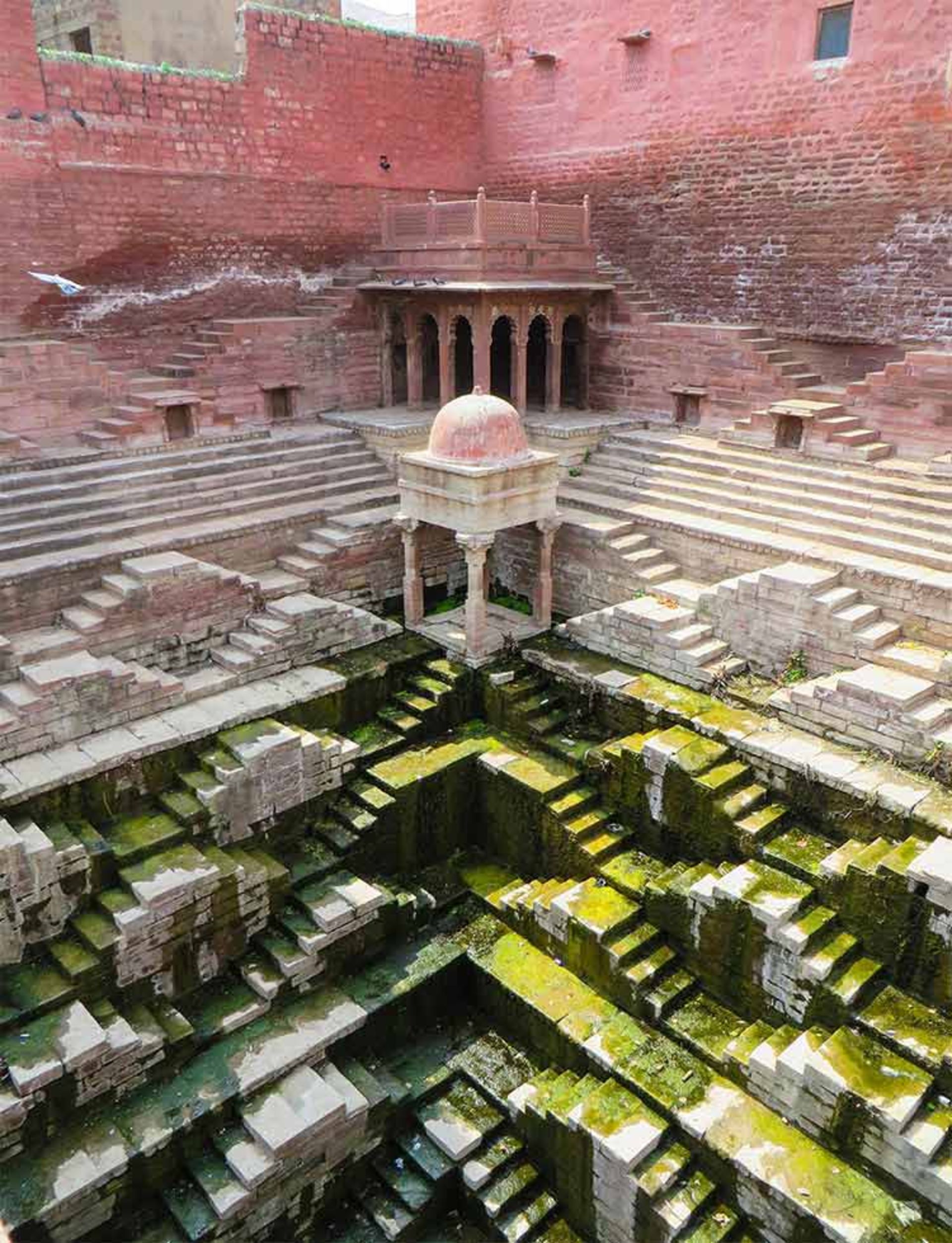 2015-09-stepwell-6