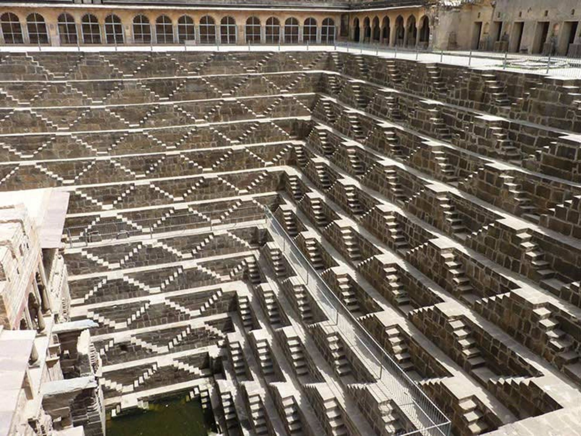 2015-09-stepwells-india-4