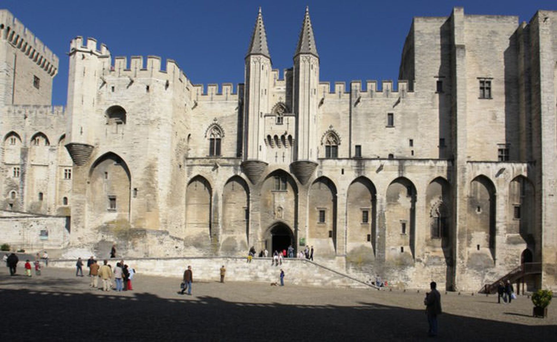 2015-09-top-10-french-avignon-1