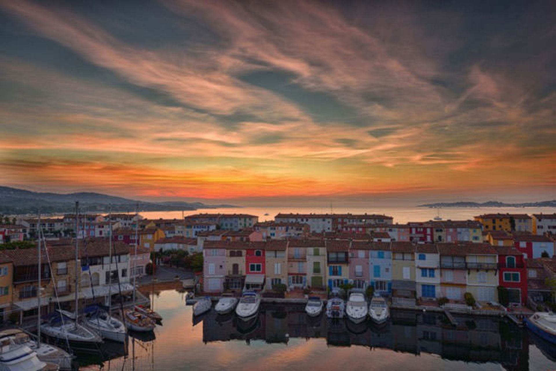 2015-09-top-10-french-port-grimaud-4
