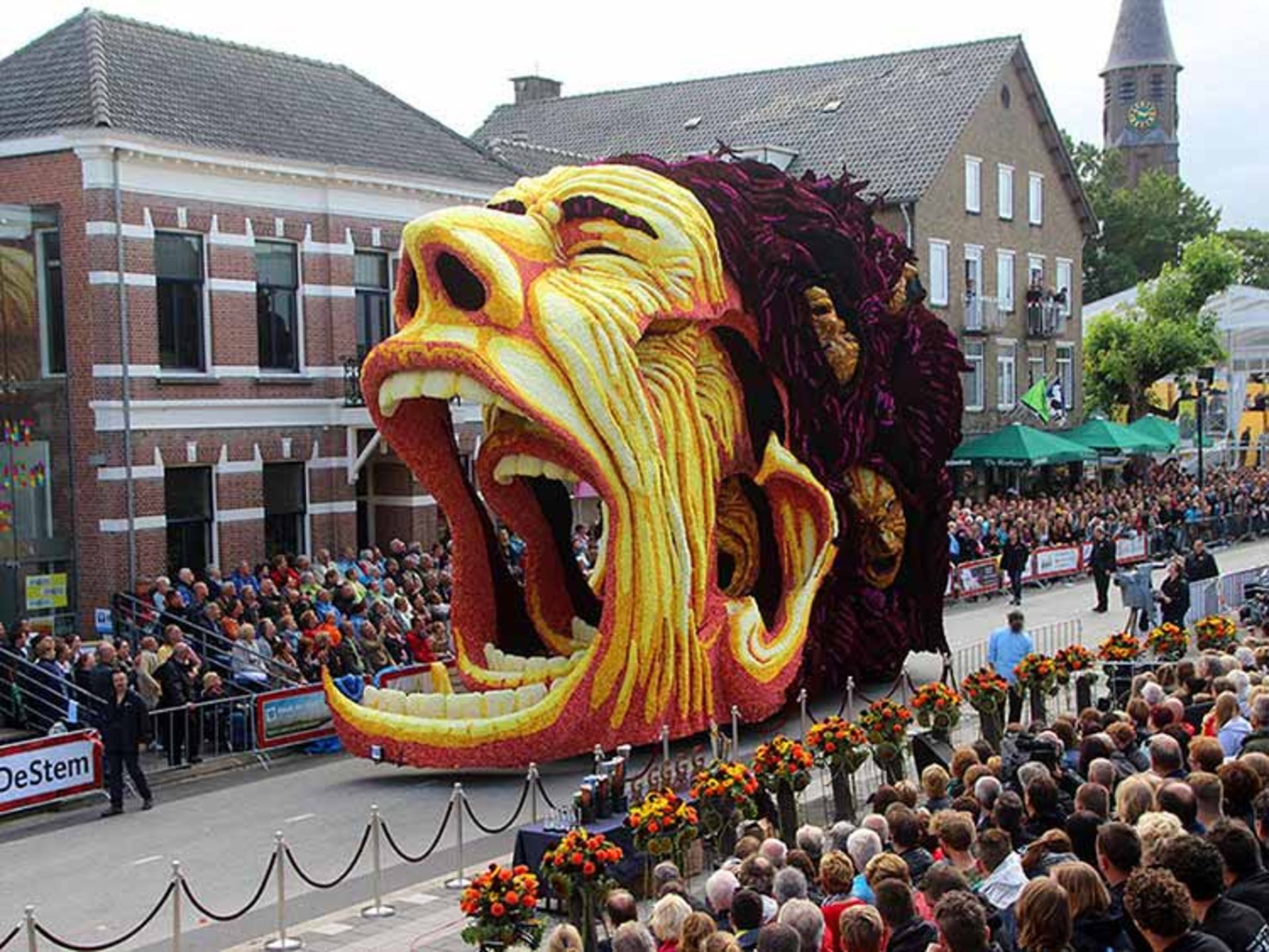 2015-09-van-gogh-parade-4