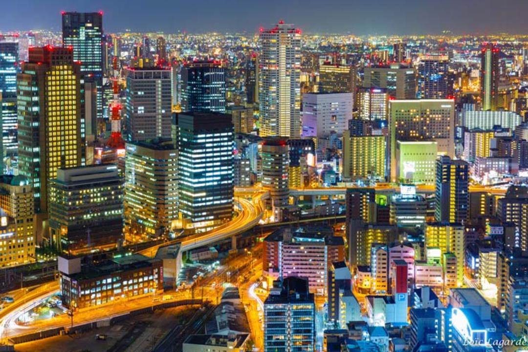 Osaka-skyline