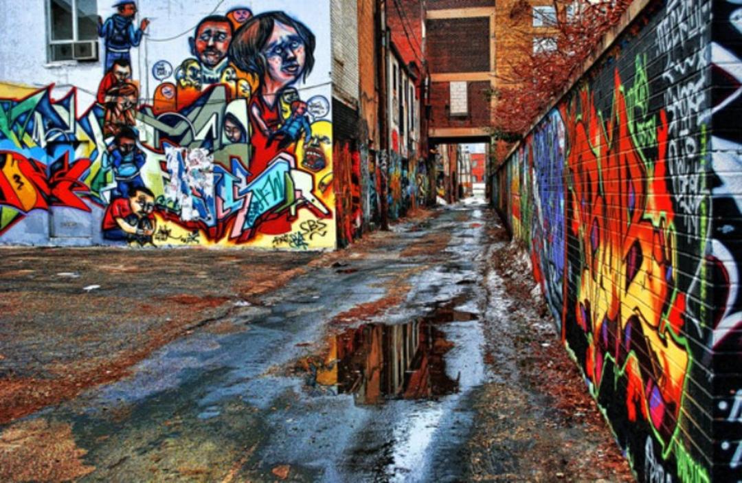2015-10-20100503-graffiti