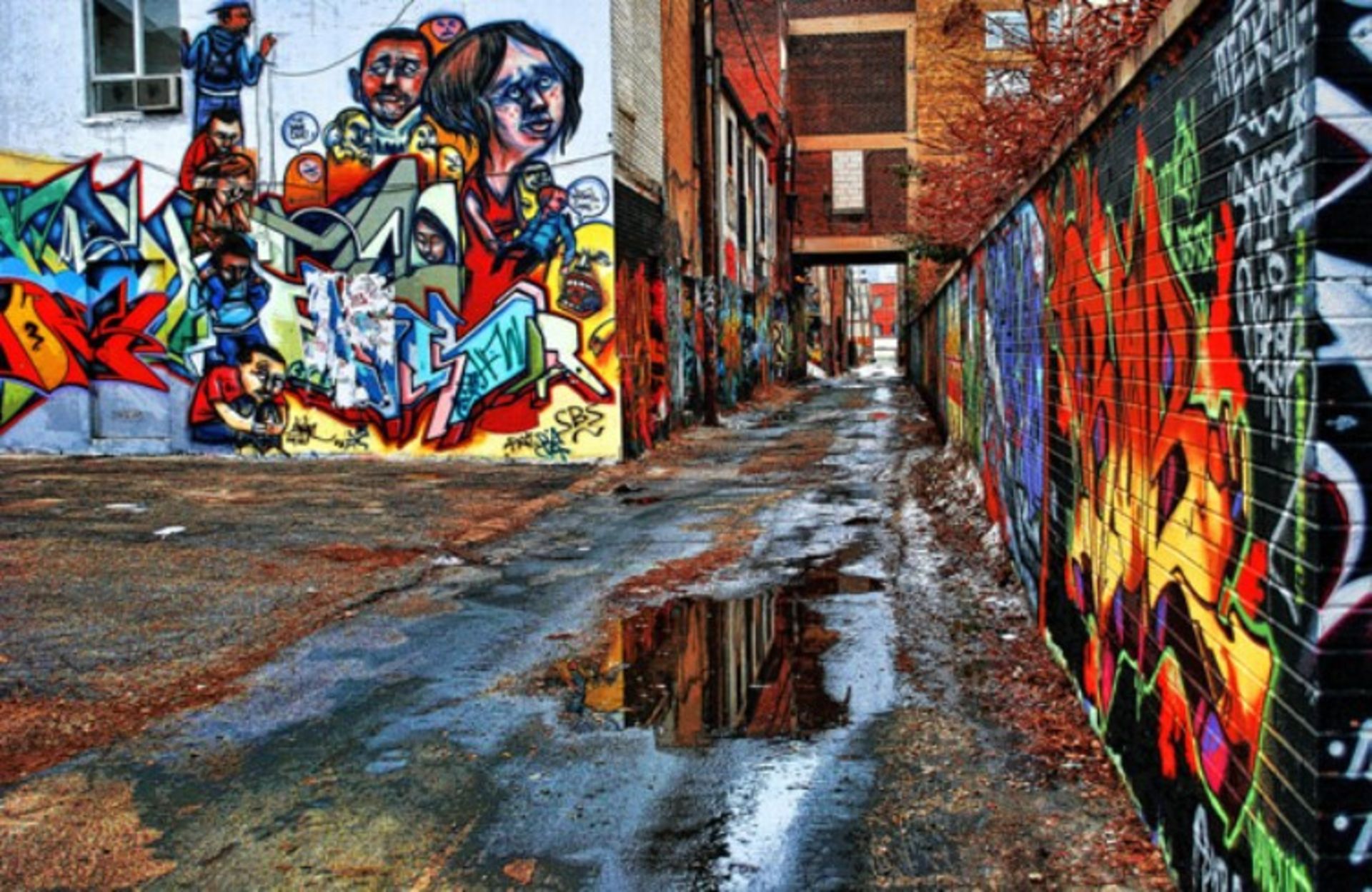 2015-10-20100503-graffiti