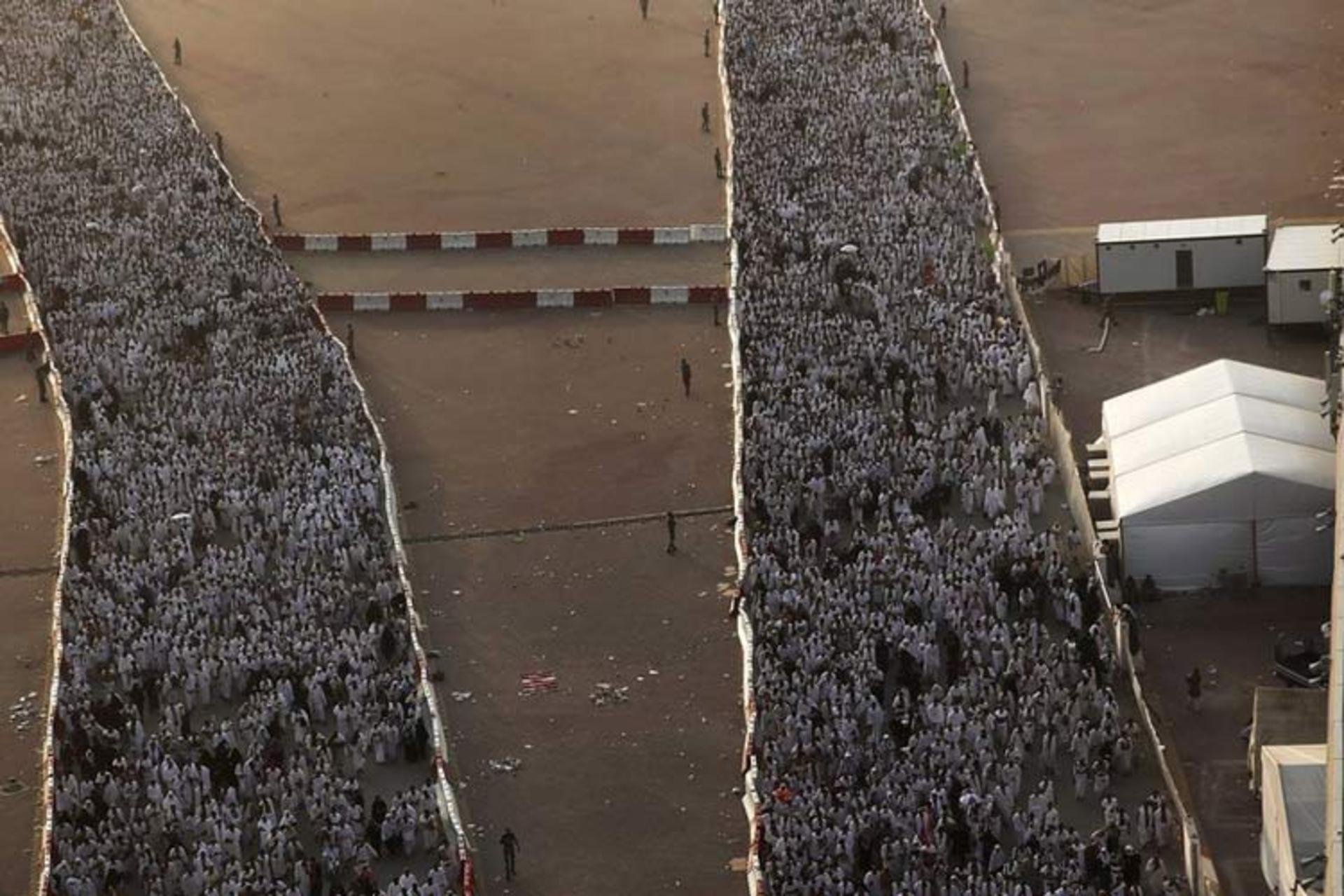 2015-10-25mecca-web-6-facebookjumbo65