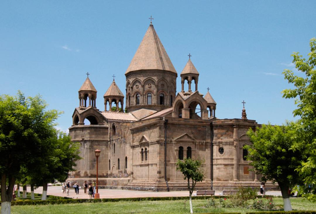 کلیسای جامع اچمیادزین