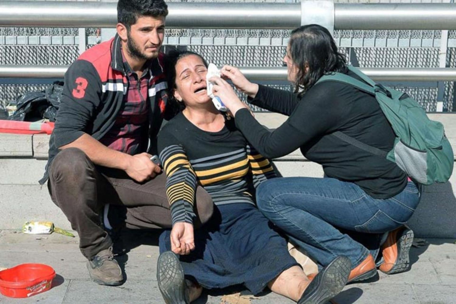 2015-10-ankara-attack12