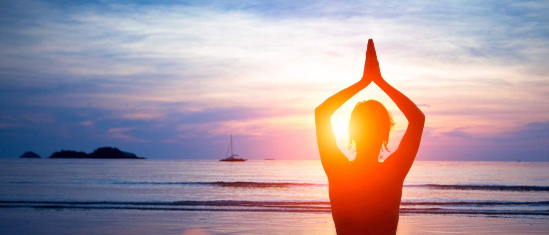 2015-10-beach-yoga