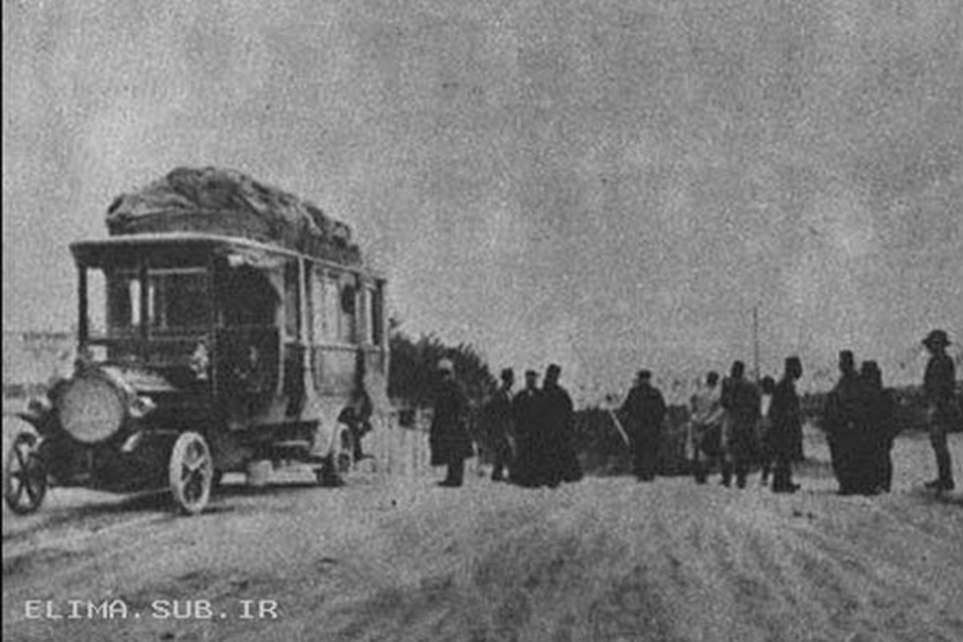 2015-10-bus_iran-first