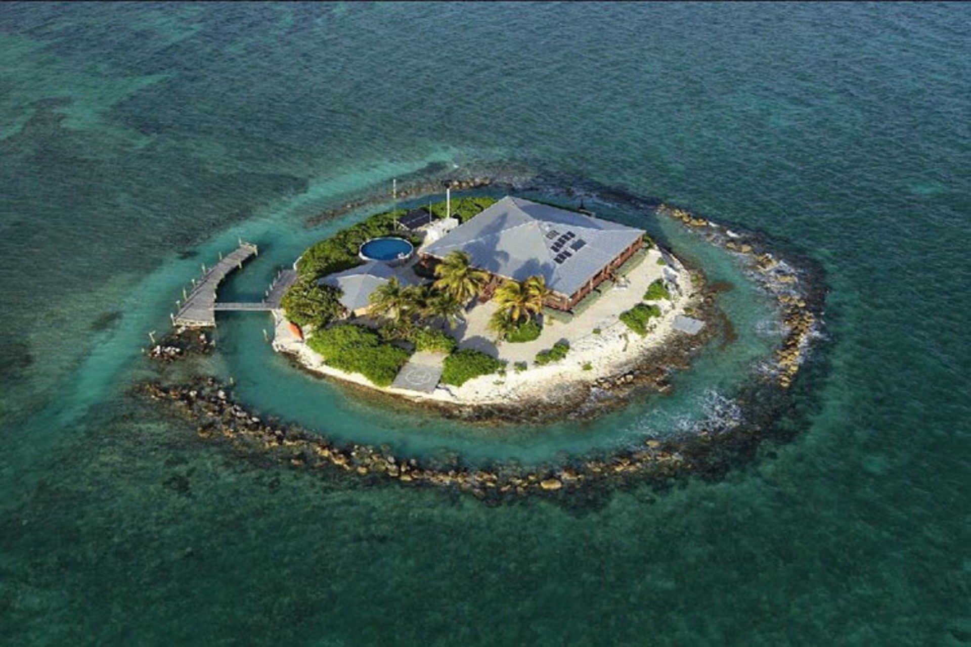 2015-10-east-sister-rock-island-is-another-florida-keys-gem-priced-at-6500-a-night
