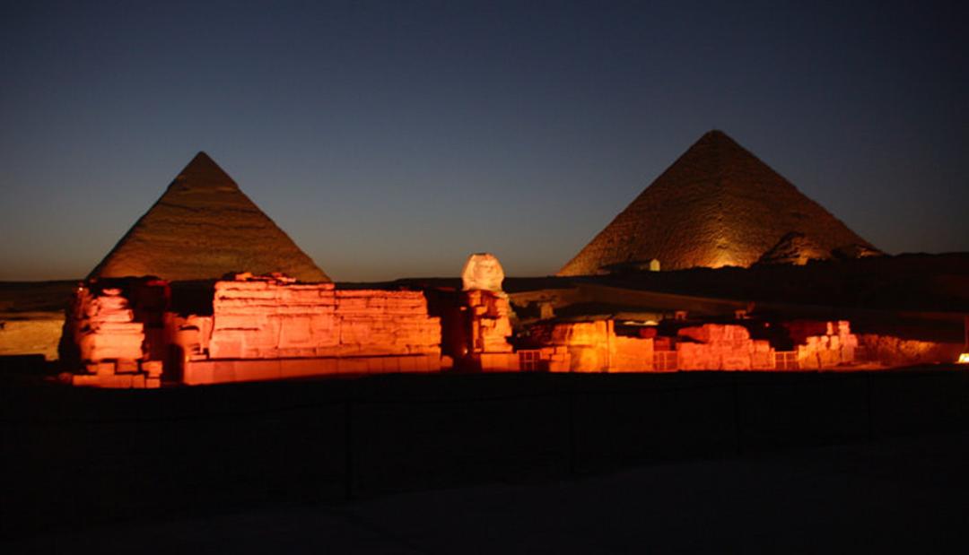 2015-10-giza-pyramid-3
