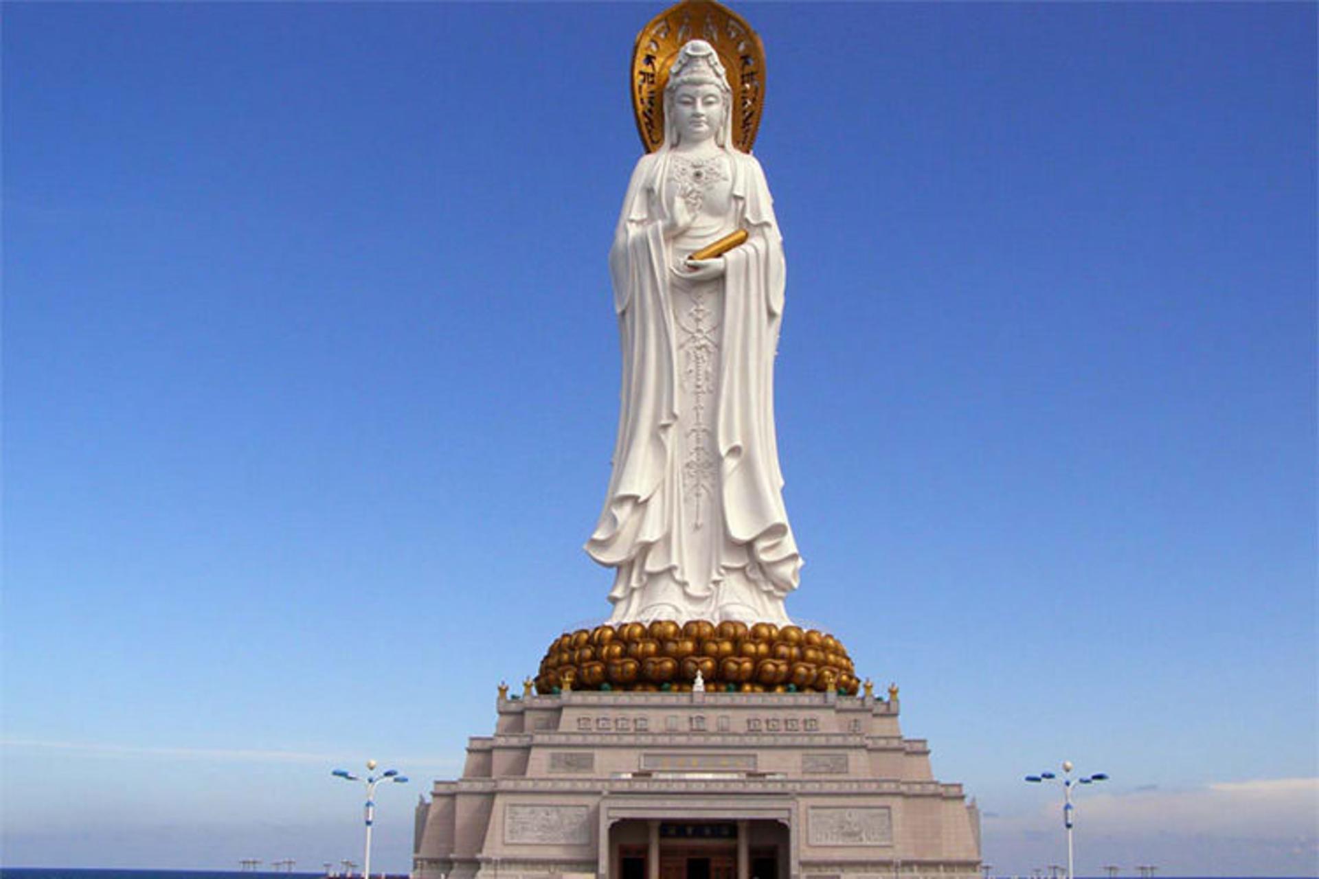 مجسمه گوان یین