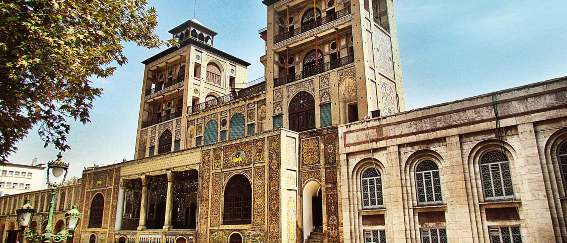 2015-10-kakh_golestan