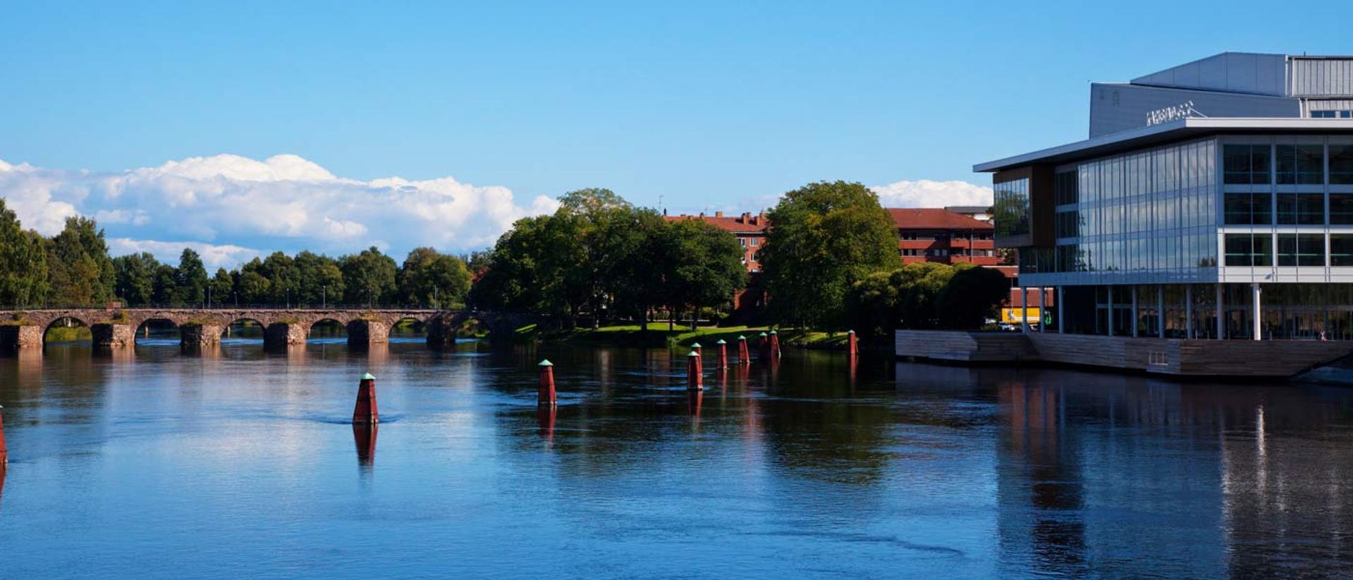 2015-10-kccc_exterior_05f3